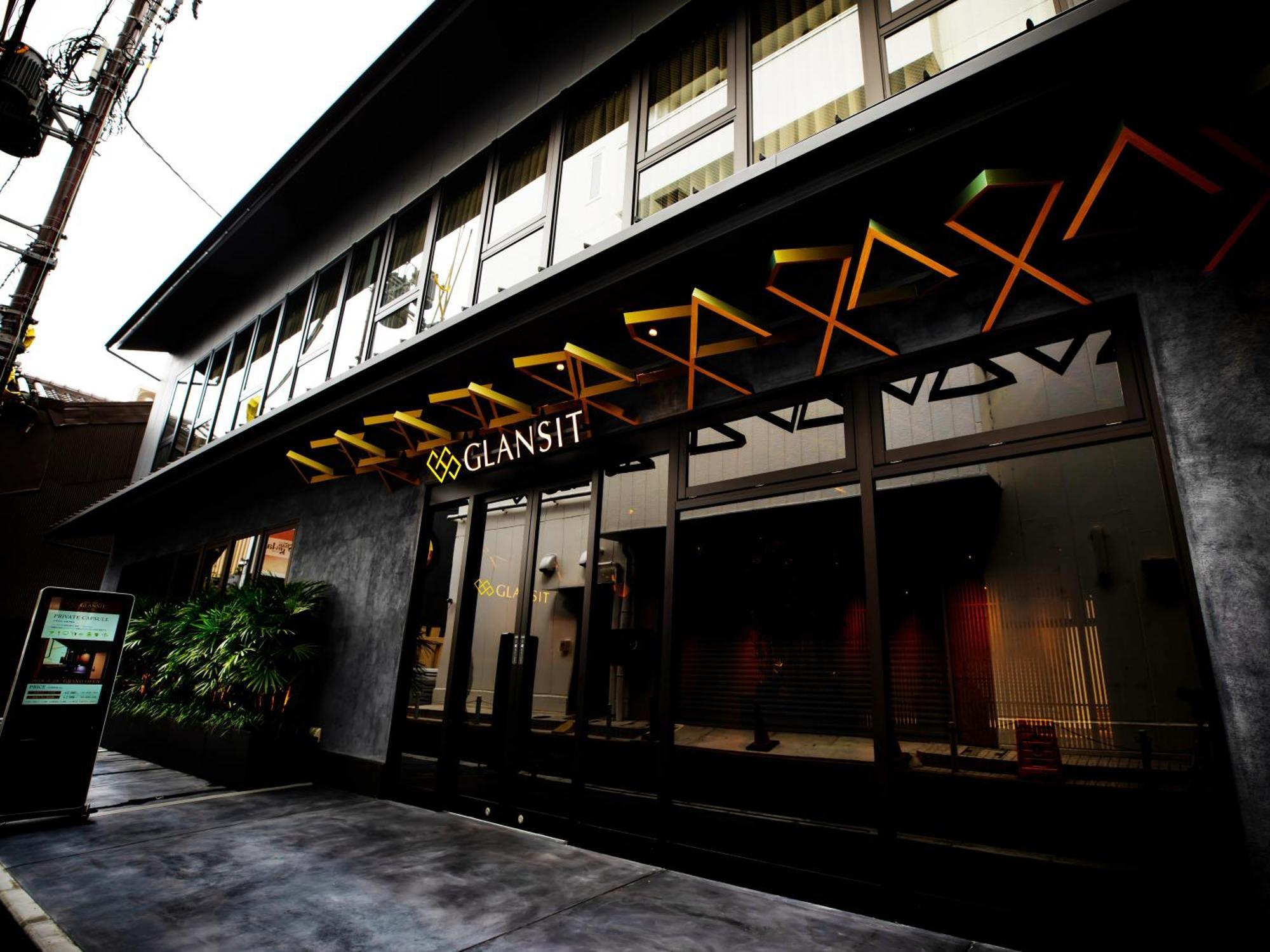 Glansit Kawaramachi Hotel cápsula Quioto